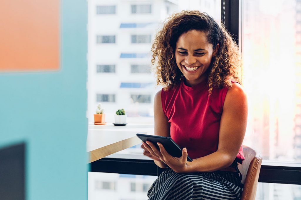 ScreenSight - Woman looking at tablet